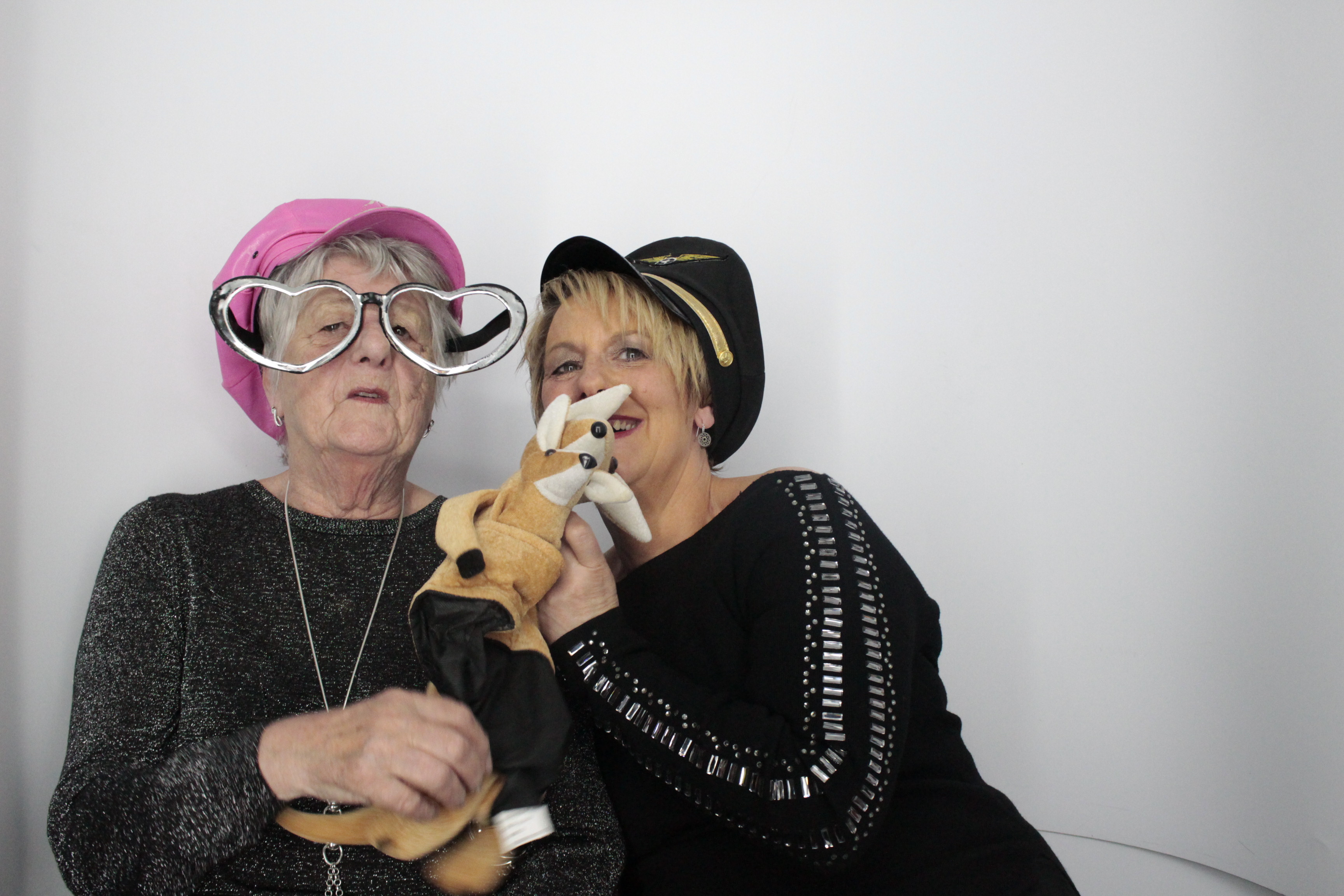 Dorothy's 90th Birthday | View more photos from the event at gallery.myphotoboothexperience.co.uk/u/MyPhotoBoothExperienceLtd/Dorothys-90th-Birthday